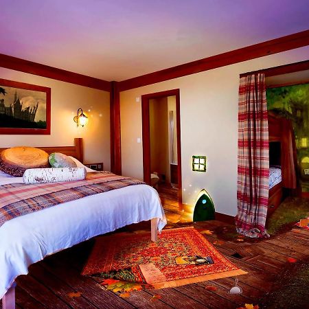 Alton Towers Resort Biddulph  Extérieur photo