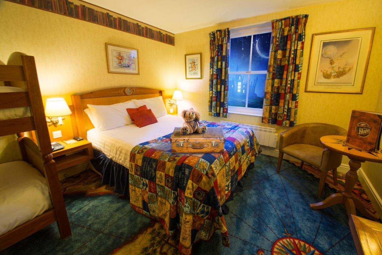 Alton Towers Resort Biddulph  Extérieur photo