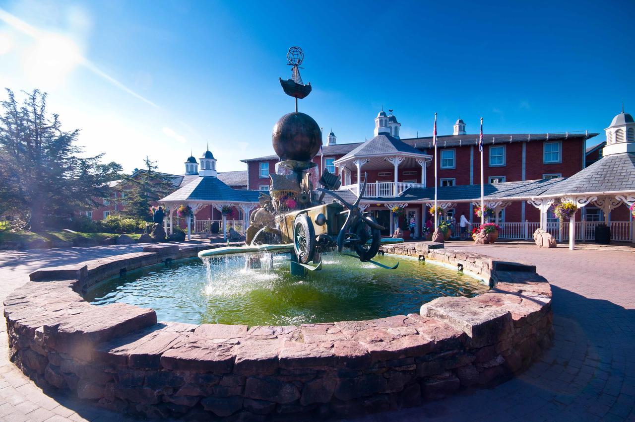 Alton Towers Resort Biddulph  Extérieur photo