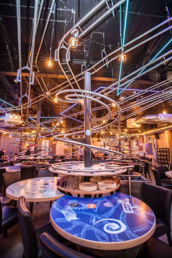 Alton Towers Resort Biddulph  Extérieur photo